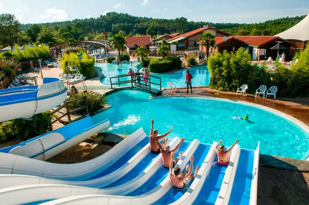 Superbe camping en France avec parc aquatique